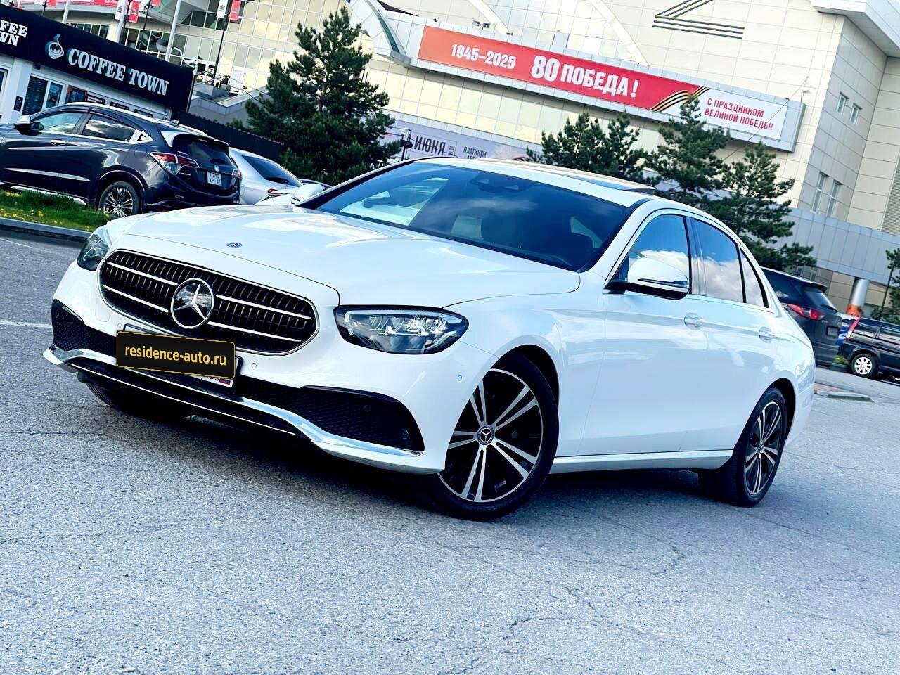 Mercedes-Benz E-Class — фото 6