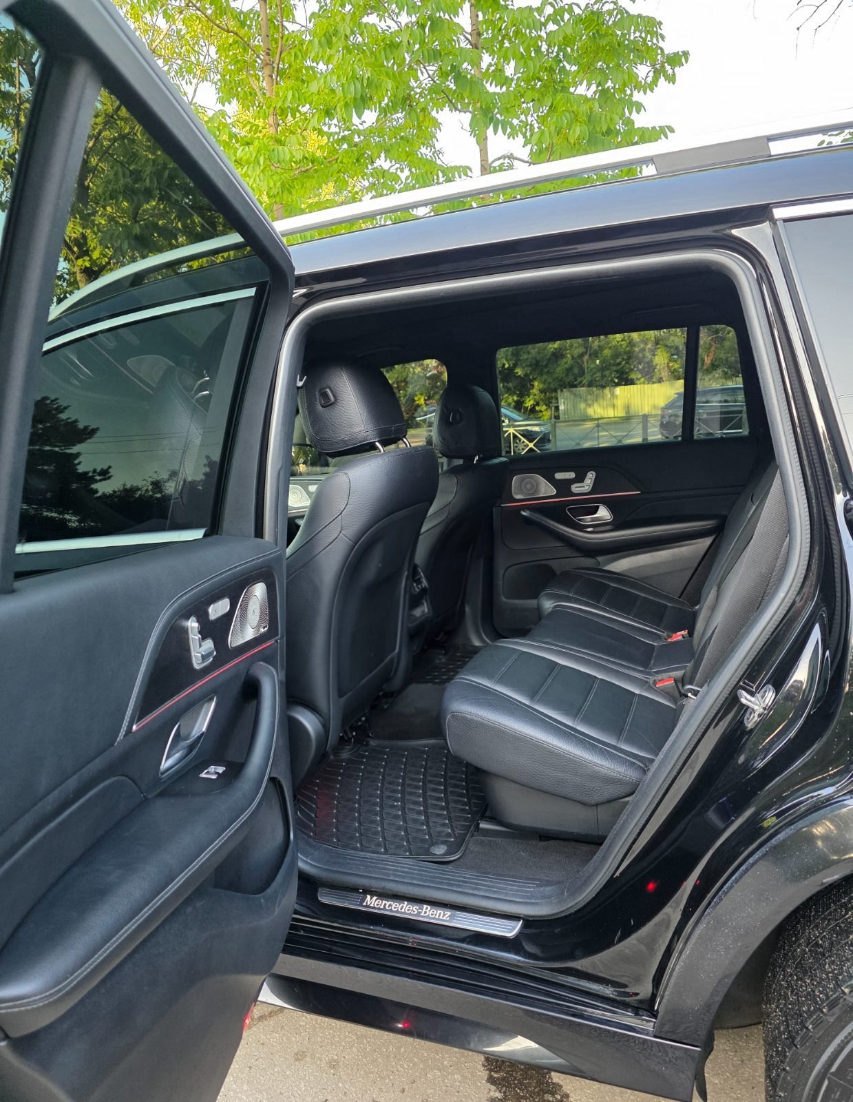 Mercedes-Benz GLS — фото 6
