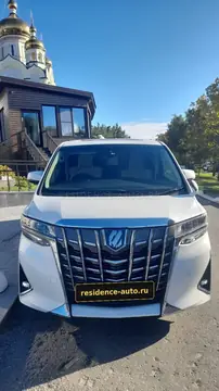 Toyota Alphard — фото 13