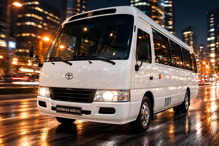Toyota Coaster белый — аренда с водителем в Хабаровске